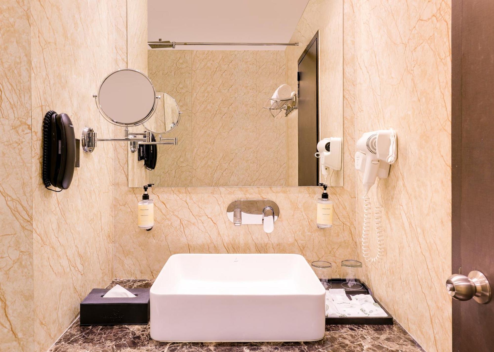 Lemon Tree Hotel Μποπάλ Εξωτερικό φωτογραφία