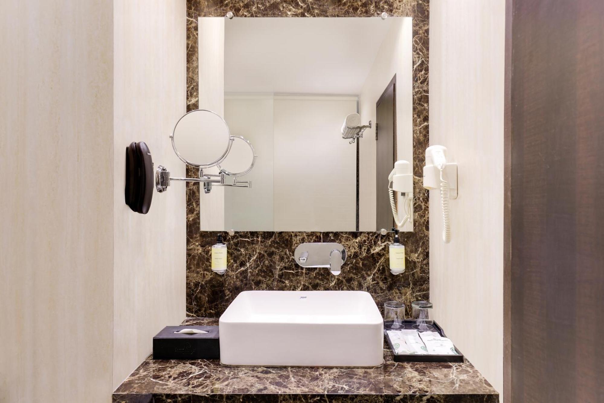 Lemon Tree Hotel Μποπάλ Εξωτερικό φωτογραφία